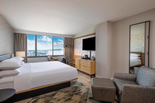 โรงแรมเชอราตัน เบอร์มิงแฮม (Sheraton Birmingham Hotel) near หลักเขตประวัติศาสตร์แห่งชาติสลอสเฟอร์แนซ โรงแรมเชอราตัน เบอร์มิงแฮม (Sheraton Birmingham Hotel) near หลักเขตประวัติศาสตร์แห่งชาติสลอสเฟอร์แนซ