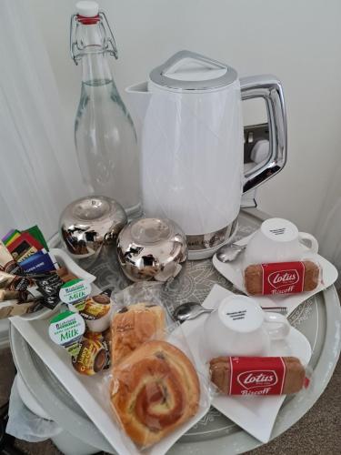 CeCe's in Cowes South and Northwood CeCe's in Cowes South and Northwood