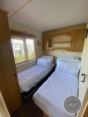 Heron’s Mead - Caravan Park & Fishing Lake - Skegness