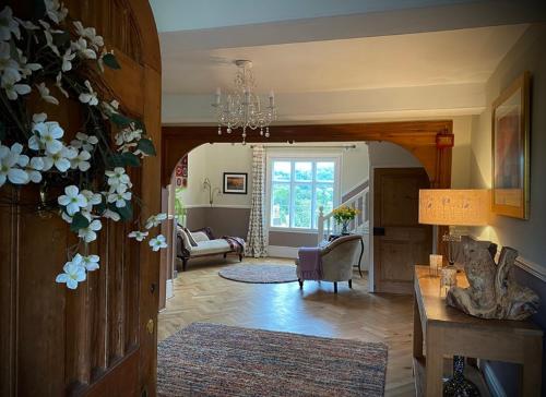 The Old Rectory - Valley View Room In Private Home in Pensax The Old Rectory - Valley View Room In Private Home in Pensax