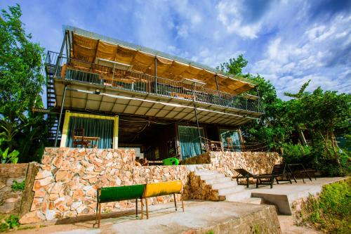 Buitenkant, Phong Nha A Little Leaf Homestay in Phong Nha Buitenkant, Phong Nha A Little Leaf Homestay in Phong Nha