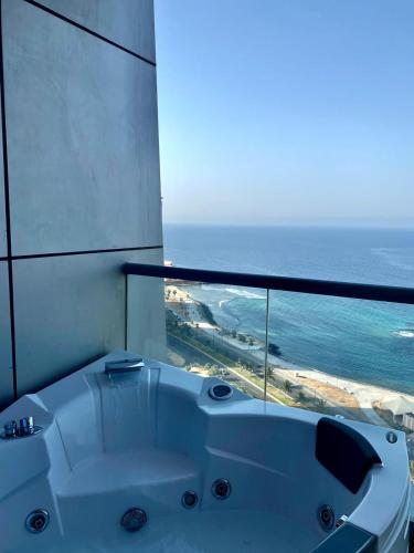 برج داماك الجوهرة و ابراج البحر near Al Nakheel برج داماك الجوهرة و ابراج البحر near Al Nakheel