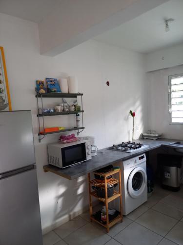 Logement du soleil in Les Abymes Logement du soleil in Les Abymes