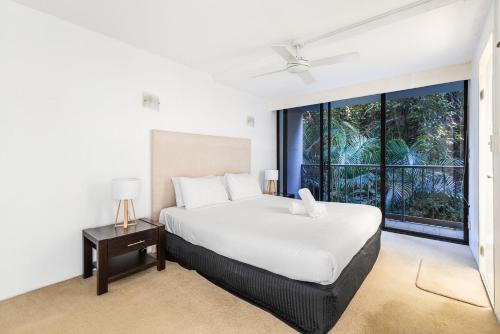 The Rocks Resort Unit 3C in Currumbin The Rocks Resort Unit 3C in Currumbin