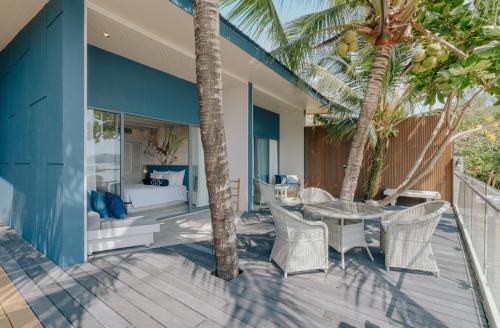 Balcony/terrace, Hotel Tide Phuket in Koh Sirey Balcony/terrace, Hotel Tide Phuket in Koh Sirey