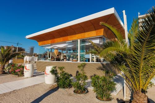 plajă, Hotel Opera in Mamaia plajă, Hotel Opera in Mamaia