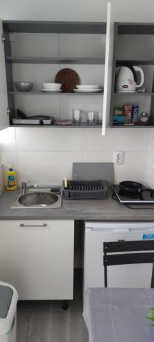 Cinema House Single & Double Rooms & Studio Apartments in Pula Cinema House Single & Double Rooms & Studio Apartments in Pula
