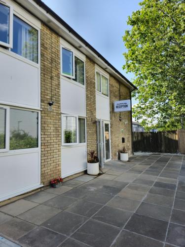 Homefield Lodge in Ealing Homefield Lodge in Ealing