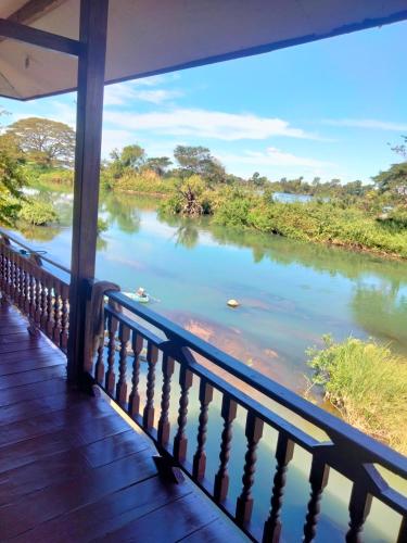 Riverside Bungalow Don Det in Muang Khong Riverside Bungalow Don Det in Muang Khong
