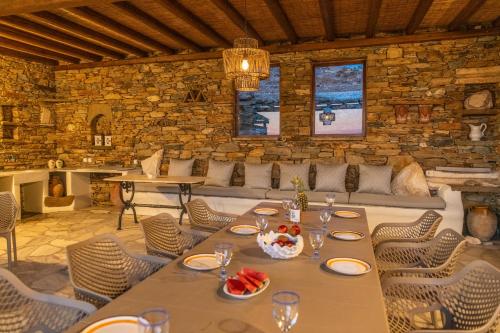 ผับ/เลาจน์, ReGenesis Villas in ไทโนซ ผับ/เลาจน์, ReGenesis Villas in ไทโนซ