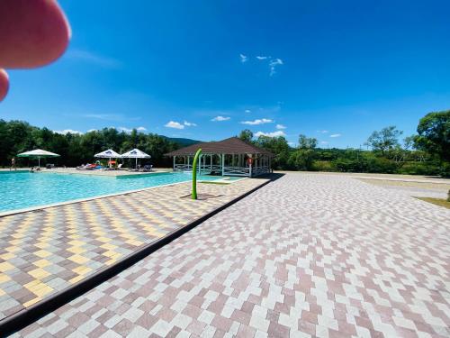 Úszómedence, Sunny apartment в ЖК Сонячний Квартал (Sunny apartment в ЖК Сонячнии Квартал) in Szolyva Úszómedence, Sunny apartment в ЖК Сонячний Квартал (Sunny apartment в ЖК Сонячнии Квартал) in Szolyva