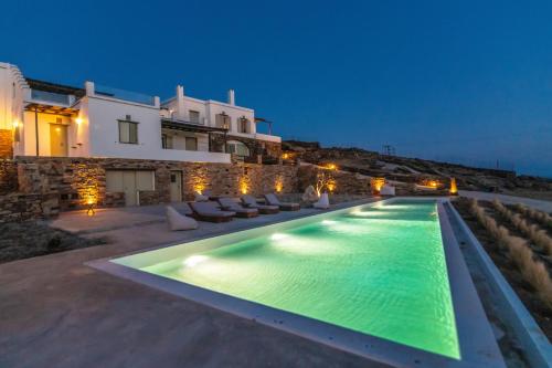 สระว่ายน้ำ, ReGenesis Villas in ไทโนซ สระว่ายน้ำ, ReGenesis Villas in ไทโนซ