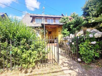 Eliodoro Yañez Casa o chalet (Eliodoro Yanez Casa o chalet) in Valdivia Eliodoro Yañez Casa o chalet (Eliodoro Yanez Casa o chalet) in Valdivia