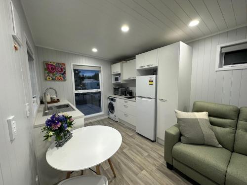 BENROSE FARM COTTAGES in โพรีรัว BENROSE FARM COTTAGES in โพรีรัว