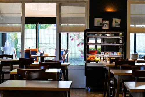 طعام و مشروبات, كيرياد تاربس أودوس (Kyriad Tarbes Odos) in أودوس طعام و مشروبات, كيرياد تاربس أودوس (Kyriad Tarbes Odos) in أودوس