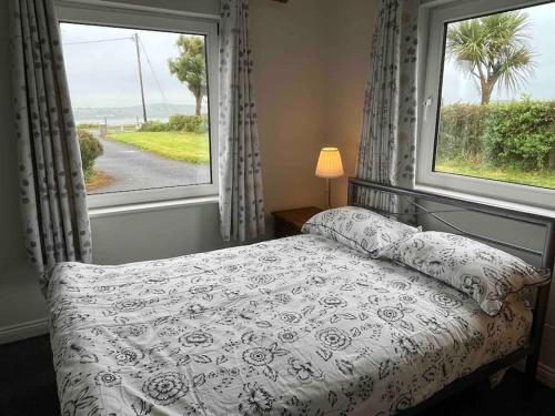 Harbour View Cottage, Rochespoint, Cork Harbour in Midleton Harbour View Cottage, Rochespoint, Cork Harbour in Midleton