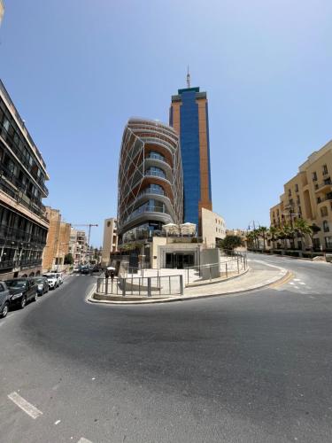 St Julians Apartment