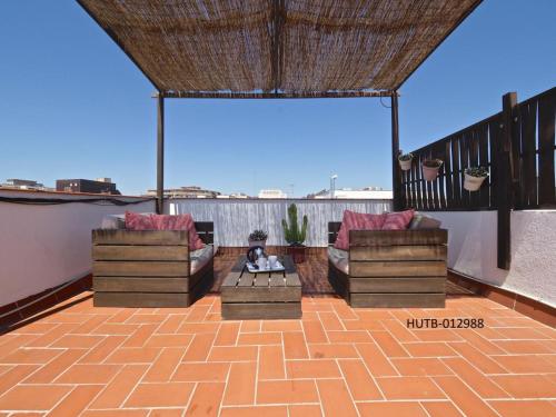 Sunny Rooftop Apartment