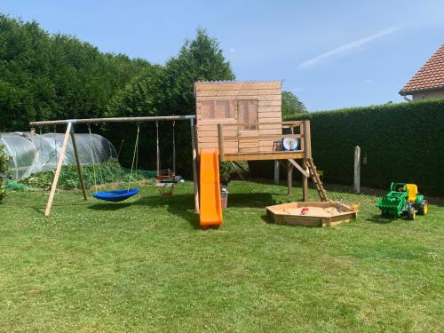 Playground, Souplex proche de Pont-Audemer in Pont-Audemer Playground, Souplex proche de Pont-Audemer in Pont-Audemer