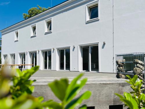 Exterior view, Stuckhotel Fettehenne in Ratingen Exterior view, Stuckhotel Fettehenne in Ratingen