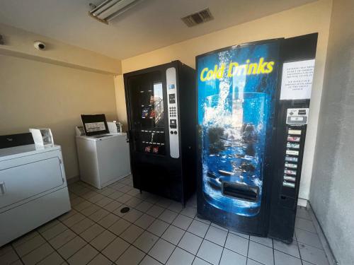 Super 8 by Wyndham Baytown / I-10 in เบย์ทาวน์ (TX) Super 8 by Wyndham Baytown / I-10 in เบย์ทาวน์ (TX)