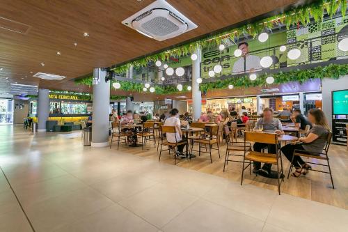 WI-FI 400MB | Foodhall | Piscina #CORG02 in Itacorubi WI-FI 400MB | Foodhall | Piscina #CORG02 in Itacorubi