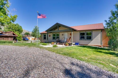 Spacious Home with Deck 5 Mi to Ridgway State Park! in 李奇微 Spacious Home with Deck 5 Mi to Ridgway State Park! in 李奇微