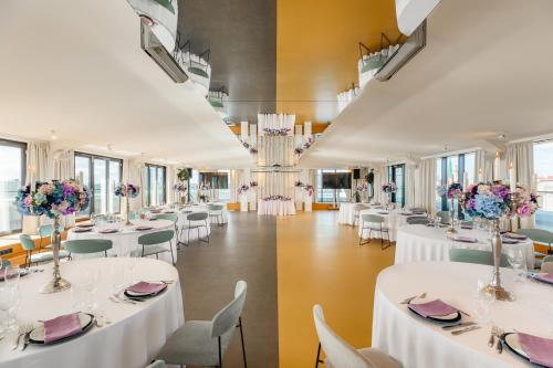 Bankett-terem, Wellton Riverside SPA Hotel in Riga városközpont Bankett-terem, Wellton Riverside SPA Hotel in Riga városközpont