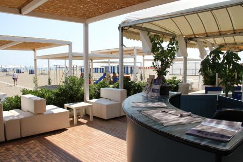 пляж, Grand Hotel Terme in Маргарита Савойська пляж, Grand Hotel Terme in Маргарита Савойська