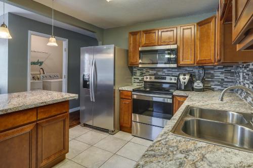 Winter Haven Vacation Rental with Patio and Gas Grill! in Auburndale (FL) Winter Haven Vacation Rental with Patio and Gas Grill! in Auburndale (FL)