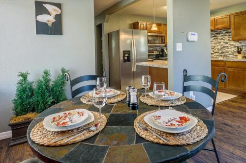 Winter Haven Vacation Rental with Patio and Gas Grill! in Auburndale (FL) Winter Haven Vacation Rental with Patio and Gas Grill! in Auburndale (FL)