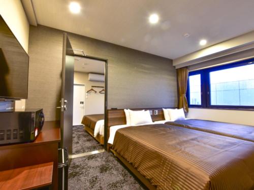 HOTEL LiVEMAX Fukuoka Tenjin WEST in Fukuoka HOTEL LiVEMAX Fukuoka Tenjin WEST in Fukuoka