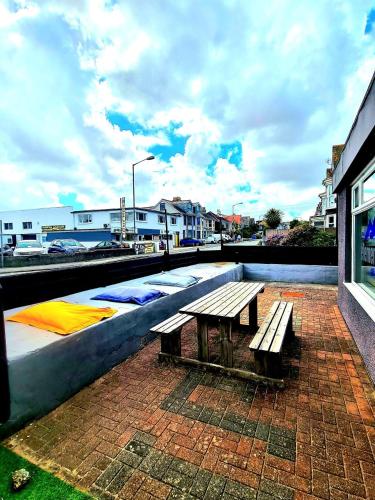 Balcony/terrace, Elemental Surf Lodge in Newquay Balcony/terrace, Elemental Surf Lodge in Newquay