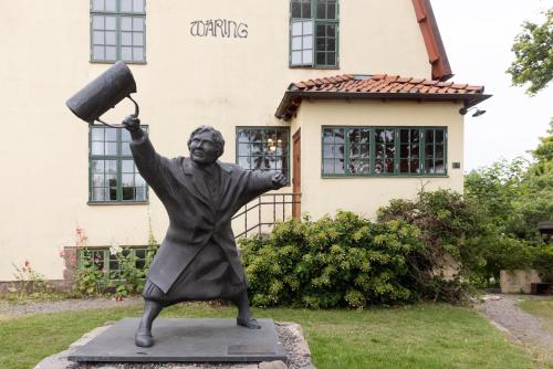 附近景點, Villa Wäring Husrum & Frukost (Villa Waring Husrum & Frukost) in 瓦爾貝里 附近景點, Villa Wäring Husrum & Frukost (Villa Waring Husrum & Frukost) in 瓦爾貝里