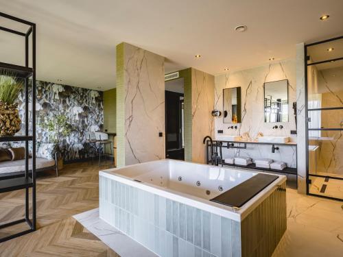 Baño, Van der Valk Hotel Heerlen in Heerlen Baño, Van der Valk Hotel Heerlen in Heerlen