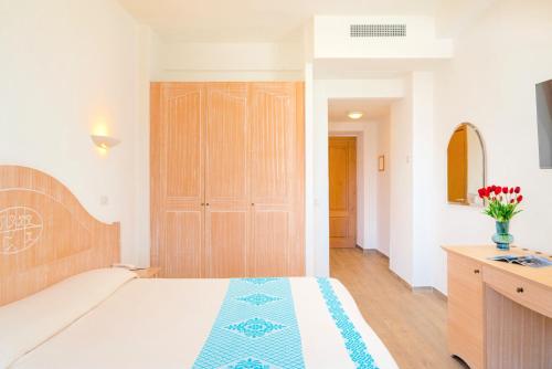 Pokój gościnny, Hotel Dei Pini in Alghero Pokój gościnny, Hotel Dei Pini in Alghero