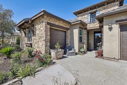Lovely Wine Country Retreat, 10 Mi to Temecula! in Temecula (CA) Lovely Wine Country Retreat, 10 Mi to Temecula! in Temecula (CA)