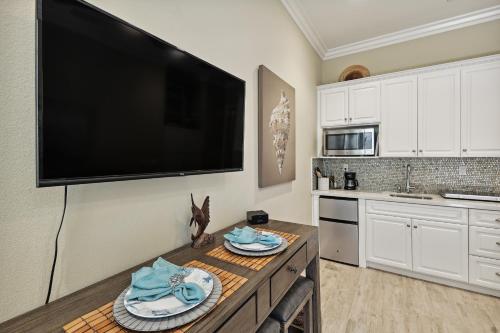 Lovely Wine Country Retreat, 10 Mi to Temecula! in Temecula (CA) Lovely Wine Country Retreat, 10 Mi to Temecula! in Temecula (CA)
