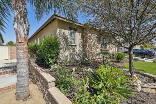 Lovely Wine Country Retreat, 10 Mi to Temecula! in Temecula (CA) Lovely Wine Country Retreat, 10 Mi to Temecula! in Temecula (CA)