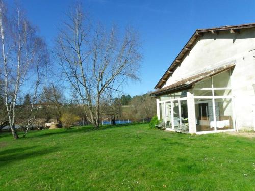 Градина, Maison de campagne avec piscine dans le bordelais in Perissac Градина, Maison de campagne avec piscine dans le bordelais in Perissac