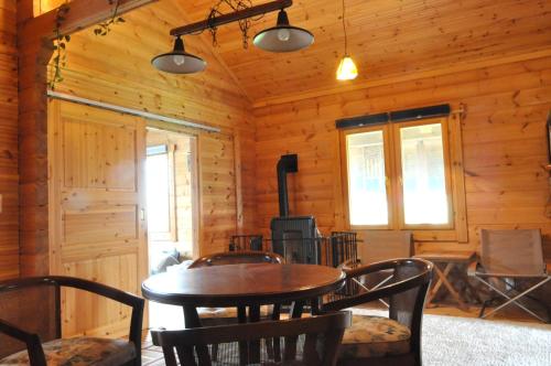 Wyposażenie, Eco-friendly Log Cottage - be with nature near Goro's Stone House Wyposażenie, Eco-friendly Log Cottage - be with nature near Goro's Stone House