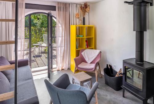 Tiny House, podkrovni apartman a apartman s vyhledem do zahrady in Ostrava Tiny House, podkrovni apartman a apartman s vyhledem do zahrady in Ostrava