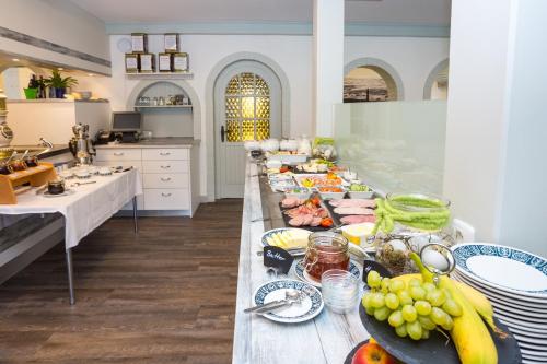 Food and beverages, Letj Briis in Nebel Food and beverages, Letj Briis in Nebel