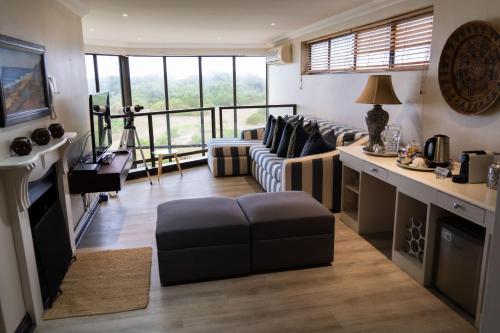 Facilities, Supertubes Guesthouse in Jeffreys Bay Facilities, Supertubes Guesthouse in Jeffreys Bay