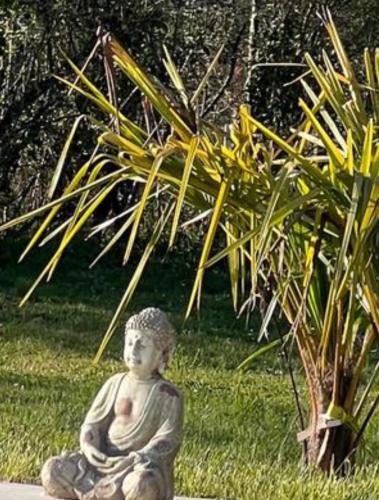 Chambre d’hôtes avec piscine (Chambre d’hotes avec piscine) in Éguzon-Chantôme Chambre d’hôtes avec piscine (Chambre d’hotes avec piscine) in Éguzon-Chantôme