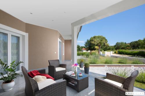 Létesítmények, Deep Blue in Labin with 3 bedrooms and 2 bathrooms in Rogocana Létesítmények, Deep Blue in Labin with 3 bedrooms and 2 bathrooms in Rogocana