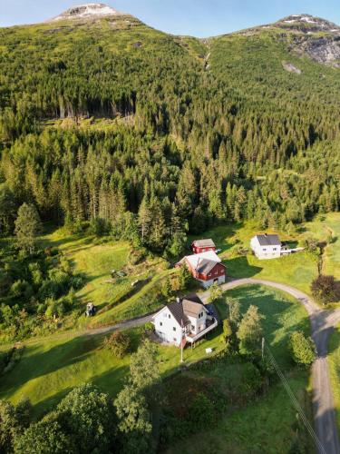 A szálláshely kívülről, Dispen feriehus in Stryn A szálláshely kívülről, Dispen feriehus in Stryn