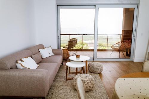 B3 - 3 beds 2 baths luxury Condo, Pool & Sea Views in Kavac B3 - 3 beds 2 baths luxury Condo, Pool & Sea Views in Kavac