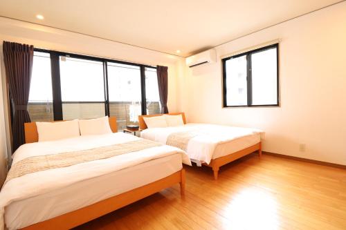 Crane Court KitaHorie