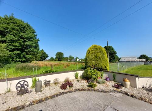Garden, Farm View Cottage Castlerea by Trident Holiday Homes in Castlerea Garden, Farm View Cottage Castlerea by Trident Holiday Homes in Castlerea